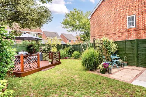 3 bedroom detached house for sale, Harvest Road, Knightwood Park, Chandler's Ford