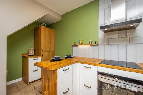 2 bedroom semi-detached house for sale, Station Terrace, Radcliffe-On-Trent, Nottingham