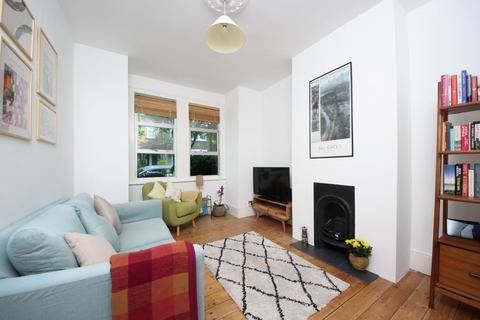 1 bedroom flat for sale, Cumberland Road, London