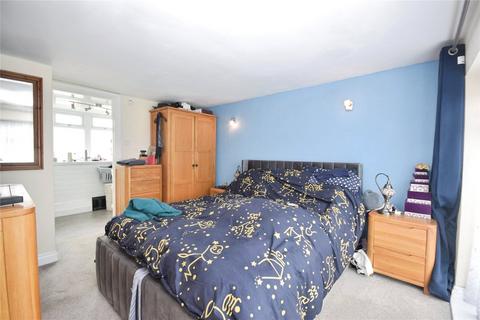 Greystones Penrhyn Drive North, Fairbourne, LL38 2DX