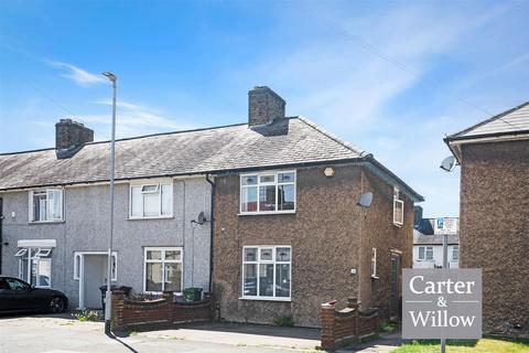 2 bedroom end of terrace house for sale, Babington Road, Dagenham, Essex