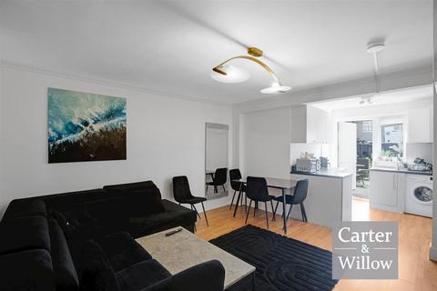 2 bedroom end of terrace house for sale, Babington Road, Dagenham, Essex
