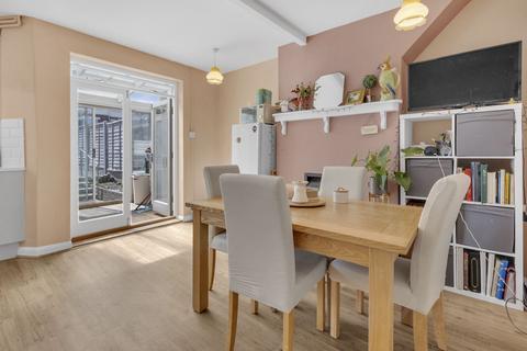 3 Archer Road, Folkestone, CT19 5SA