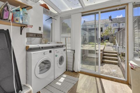 3 Archer Road, Folkestone, CT19 5SA