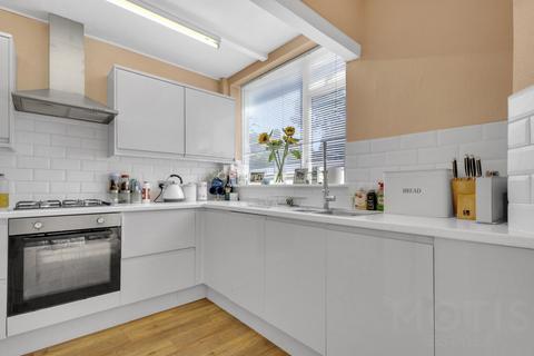 3 bedroom terraced house for sale, Archer Road, Folkestone, CT19