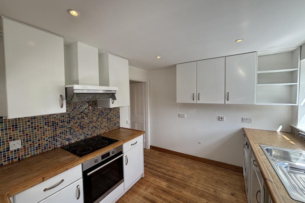 Kitchen 2