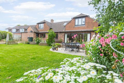 4 bedroom detached house for sale, Marsh Road, Hamstreet, Ashford, Kent, TN26