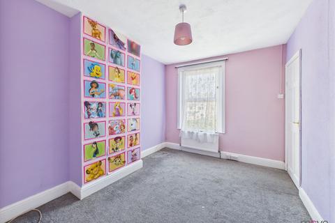 29 Birchmore Road, Gloucester, GL1 4DE