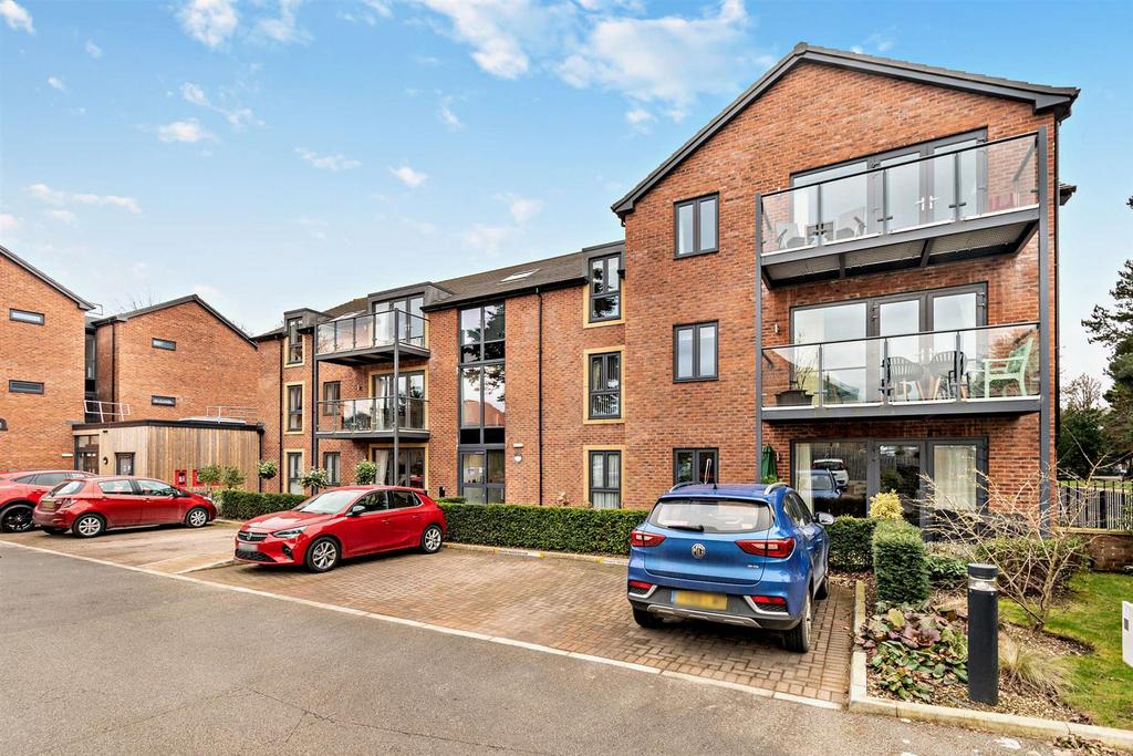 Stapleton Court