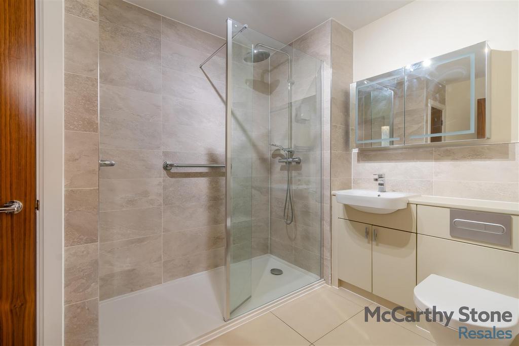 8646880-interior06.jpg