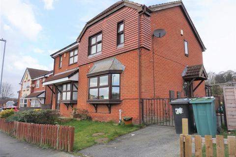 3 bedroom semi-detached house to rent, Cornfield, Dewsbury