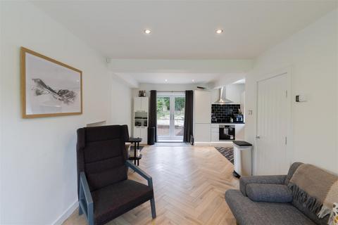 3 bedroom semi-detached house for sale, Kirkstall Road, Leeds LS4