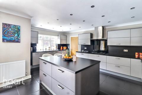 8 bedroom semi-detached house for sale, South Avenue, Littleover