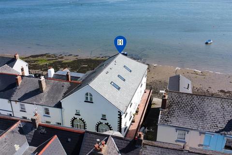 undefined, The Gaiety, Irsha Street, Appledore, Bideford