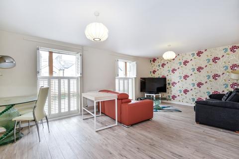 2 bedroom flat to rent, Ivydale Road, London, SE15