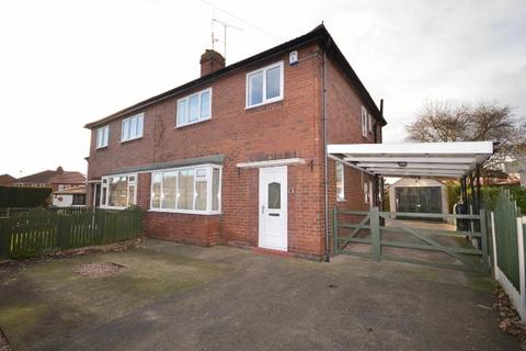 3 bedroom semi-detached house to rent, Long Crest, Pontefract