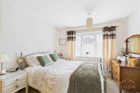 15 Bearsden Crescent, Hinckley, LE10 0SQ