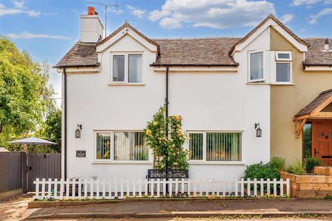 3 bedroom cottage for sale, Boat Lane, Evesham WR11