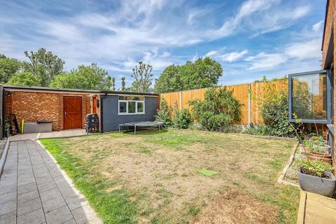 undefined, Roydon Road, Stanstead Abbotts