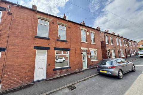 3 bedroom terraced house to rent, Alan Road, Darton, S75 5NL