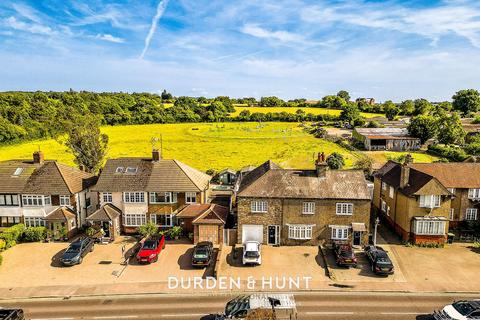 5 bedroom semi-detached house for sale, London Road, Abridge, RM4
