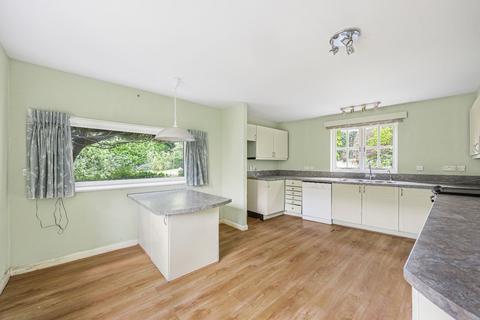 undefined, Ampney St. Mary, Cirencester, Gloucestershire, GL7