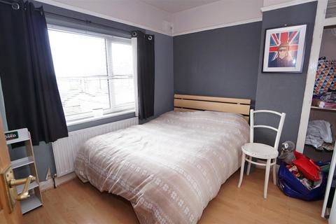 21 Kingsway, Bradford, BD2 1NE