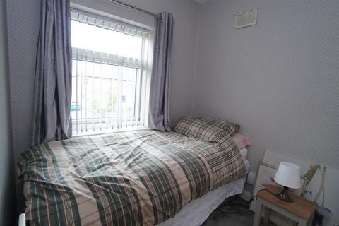 21 Kingsway, Bradford, BD2 1NE