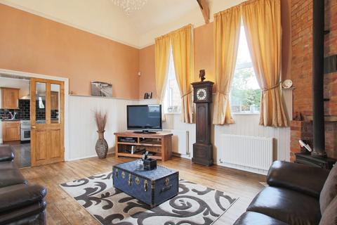 5 bedroom detached house for sale, North Lane, Welwick, Hull, HU12 0SH