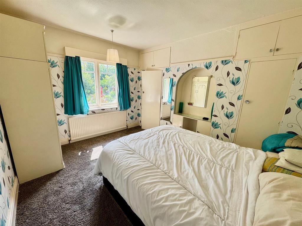 Bedroom 2.jpg