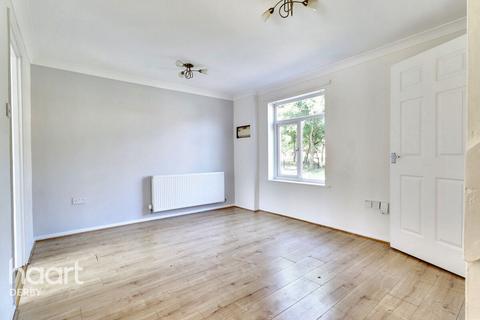 17 Arkle Green, Sinfin, Derby, DE24 9NW