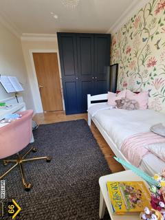 3 bedroom bungalow for sale, Queens Road, North Warnborough, Hook, Hampshire, RG29