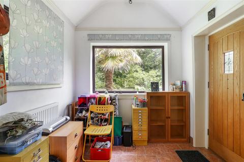 undefined, Bath Road, Woodchester, Stroud
