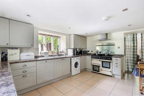 4 bedroom detached house for sale, Bath Road, Woodchester, Stroud