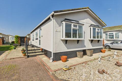 Creek Road, Canvey Island, SS8