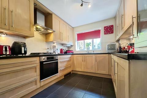 4 bedroom detached house for sale, Moreton Drive, Leigh