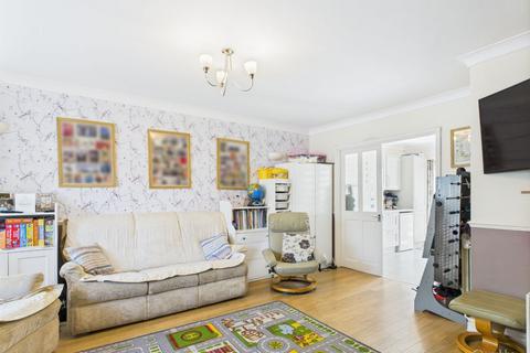 226 Markfield, Croydon, CR0 9HU