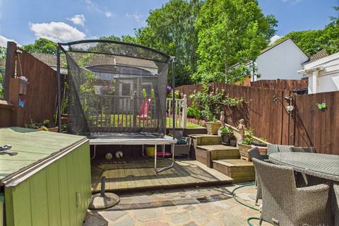 226 Markfield, Croydon, CR0 9HU