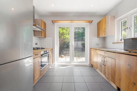 2 bedroom flat for sale, Medora Road, London SW2