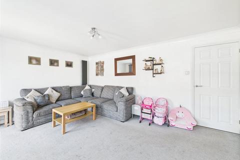 3 Ashcroft Close, Matson, Gloucester, GL4 6JX