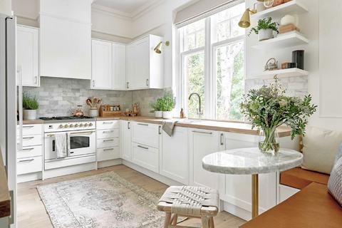 3 bedroom flat for sale, St. Marys Road, Surbiton KT6