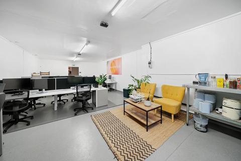 Industrial unit to rent, 3-9 Creekside London SE8 4SA