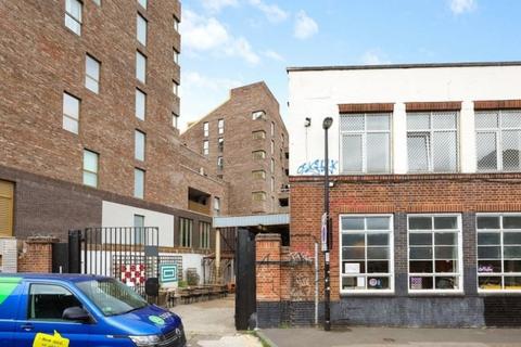 Industrial unit to rent, 3-9 Creekside London SE8 4SA