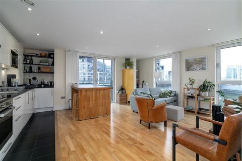 2 bedroom flat to rent, Merryweather Place, London SE10