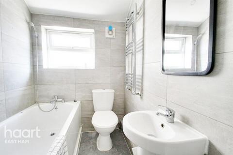 3 bedroom terraced house to rent, St Bernard's Road, London