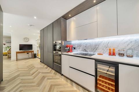 2 bedroom flat to rent, Cuthbert House, Borough, London, SE1