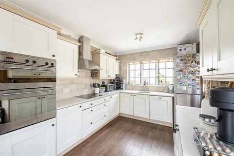 Torwood Breadcroft Lane, Harpenden, AL5 4TE