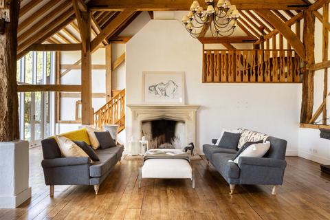 Edes Barn Cottage Hurst Road, Headley, Epsom, KT18 6DT