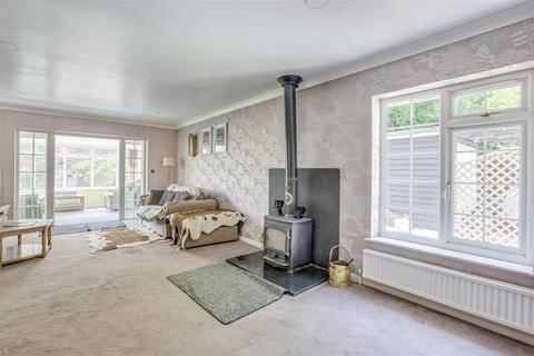 undefined, Handleton Common, Lane End HP14