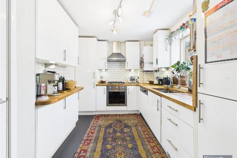 undefined, Apple Grove, Harrow, HA2